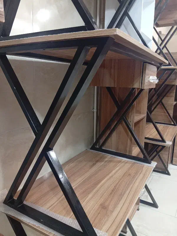 میز اداری فلز ام دی اف،میز مدیریت|میز تحریر و کامپیوتر|اصفهان, صدف|دیوار