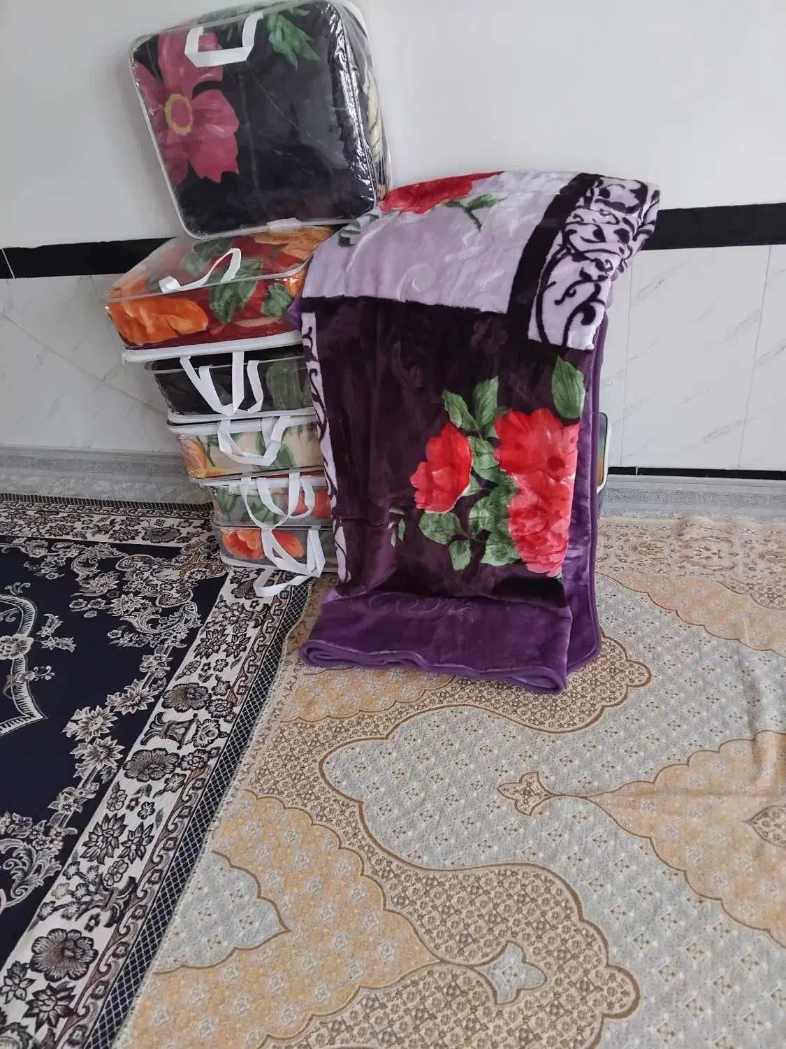 پتونسیم گلبافت ایرانی اصل|رختخواب، بالش، پتو|میاندوآب, |دیوار