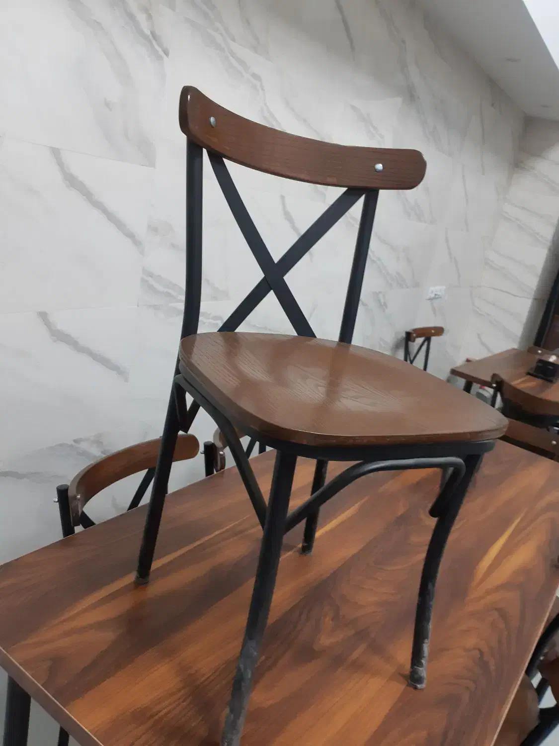 میز و صندلی چوبی مقاوم و نشکن کاملانو|میز و صندلی غذاخوری|خلخال, |دیوار