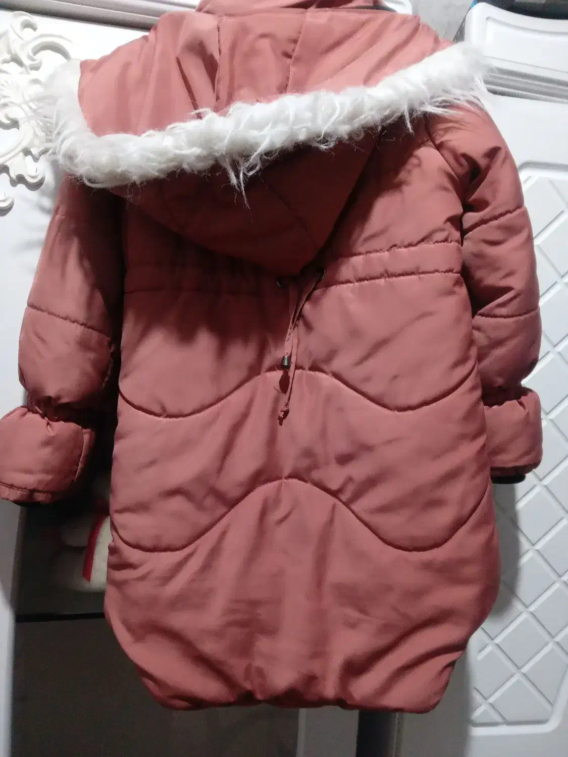 کاپشن و پیراهن بچگانه|کفش و لباس بچه|میانه, |دیوار