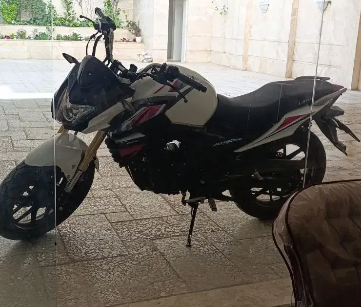 لیفان ۲۰۰kps|موتورسیکلت|مشهد, آبادگران|دیوار