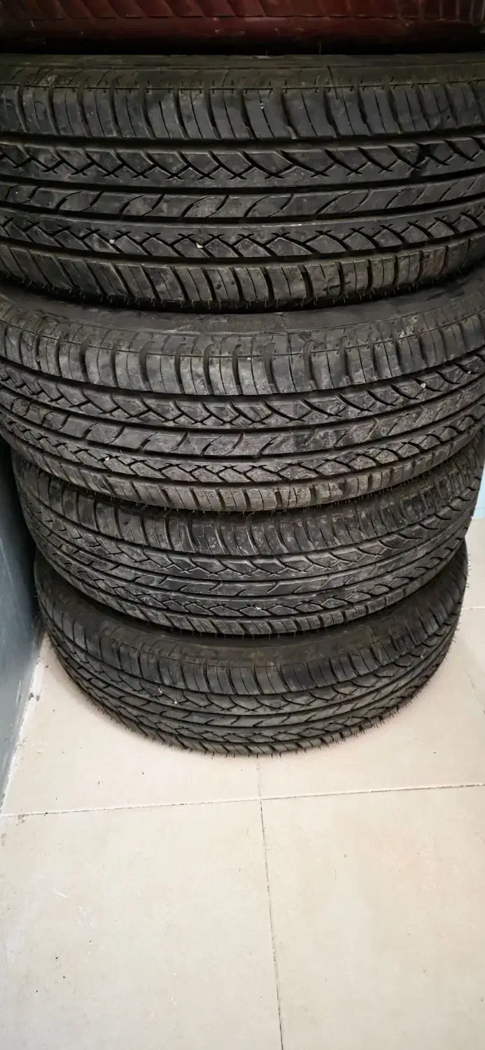 رینگ و لاستیک زیر ثفری|قطعات یدکی و لوازم جانبی|ساری, |دیوار