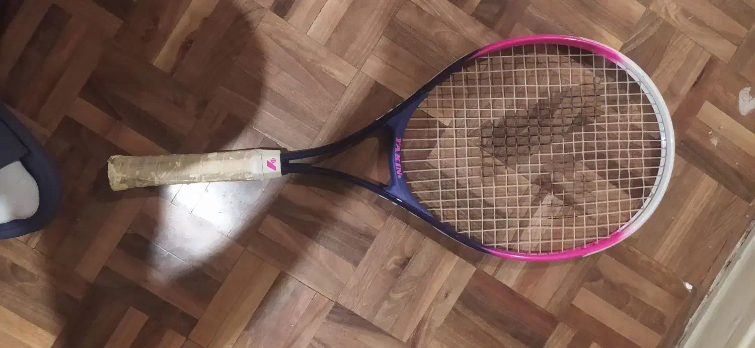 راکت تنیس کاملا سالم و درحدنو|ورزش‌های توپی|تهران, شهرک غرب|دیوار