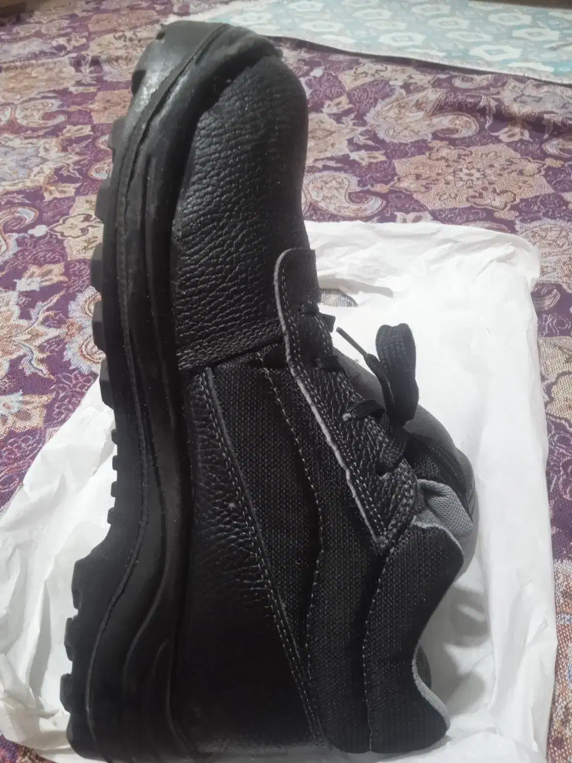 پوتین  کار نو|کیف، کفش، کمربند|مراغه, |دیوار