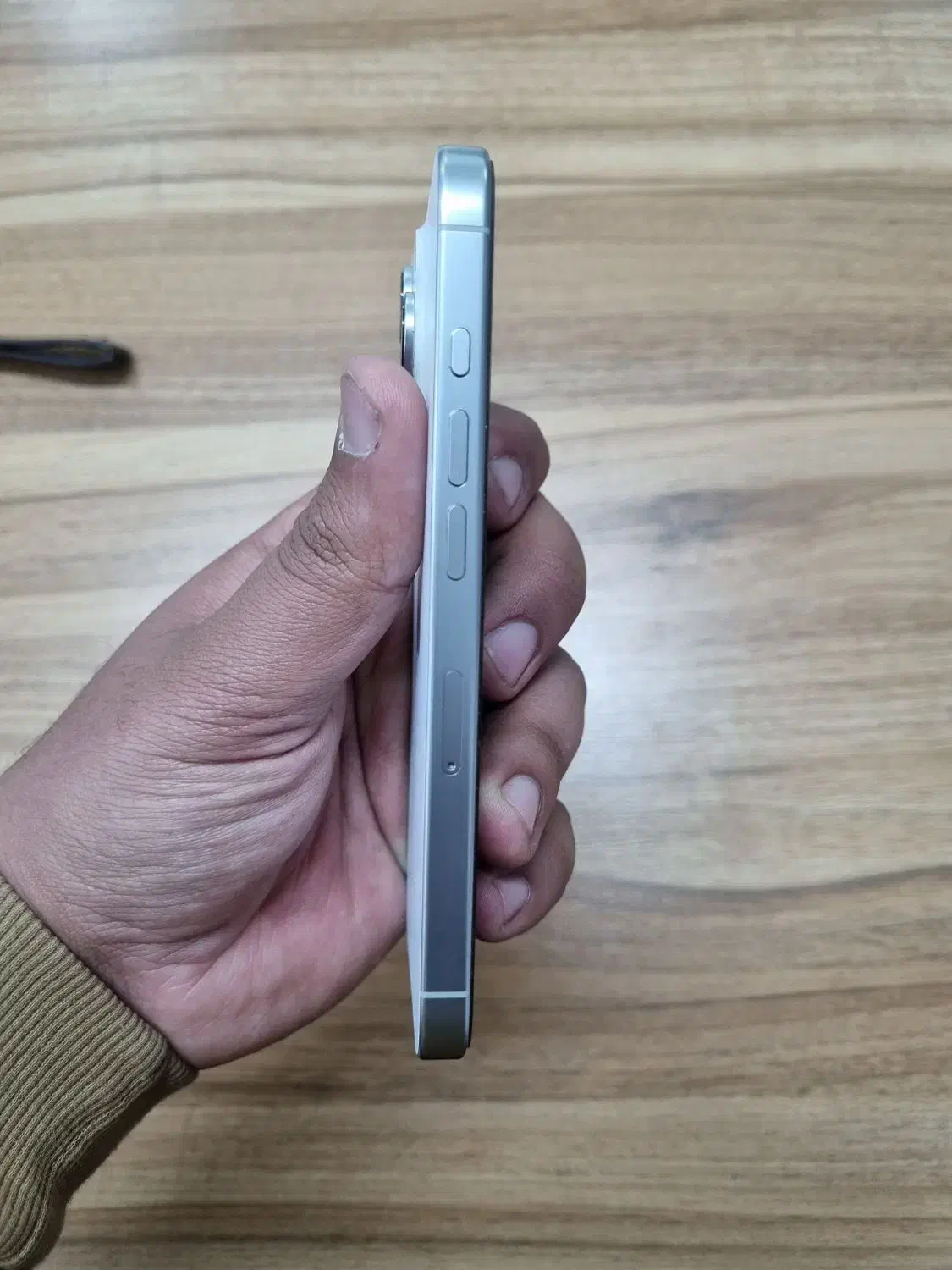 آیفون ۱۶ پرو ۲۵۶ گیگ|موبایل|خمینیشهر, |دیوار