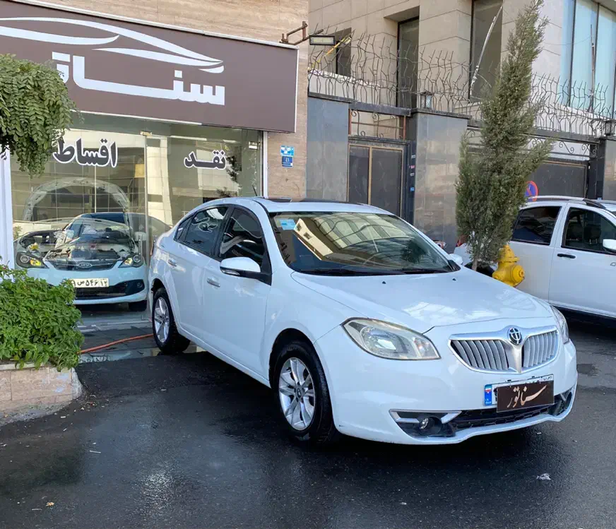 برلیانس H330 اتوماتیک 1500cc مدل۱۳۹۶|خودرو سواری و وانت|تهران, مرزداران|دیوار
