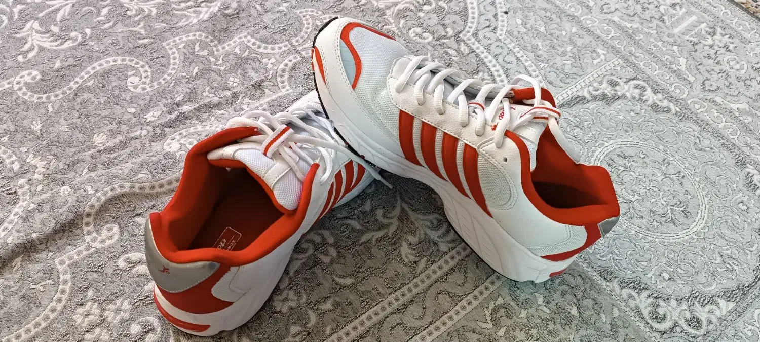 کتونی خارجی|کیف، کفش، کمربند|میاندوآب, |دیوار