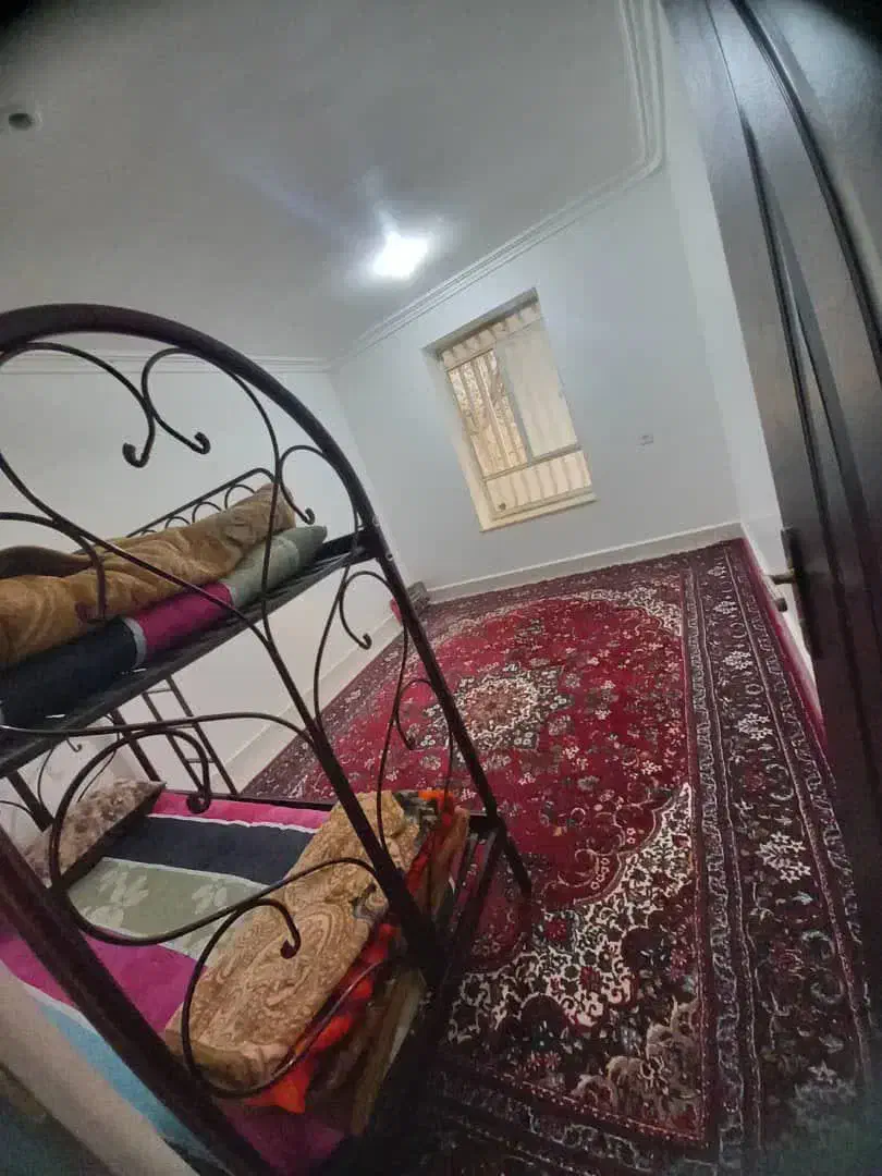 اجاره ویلا باغ کوتاه مدت|اجارهٔ کوتاه‌مدت ویلا و باغ|درب بهشت, |دیوار