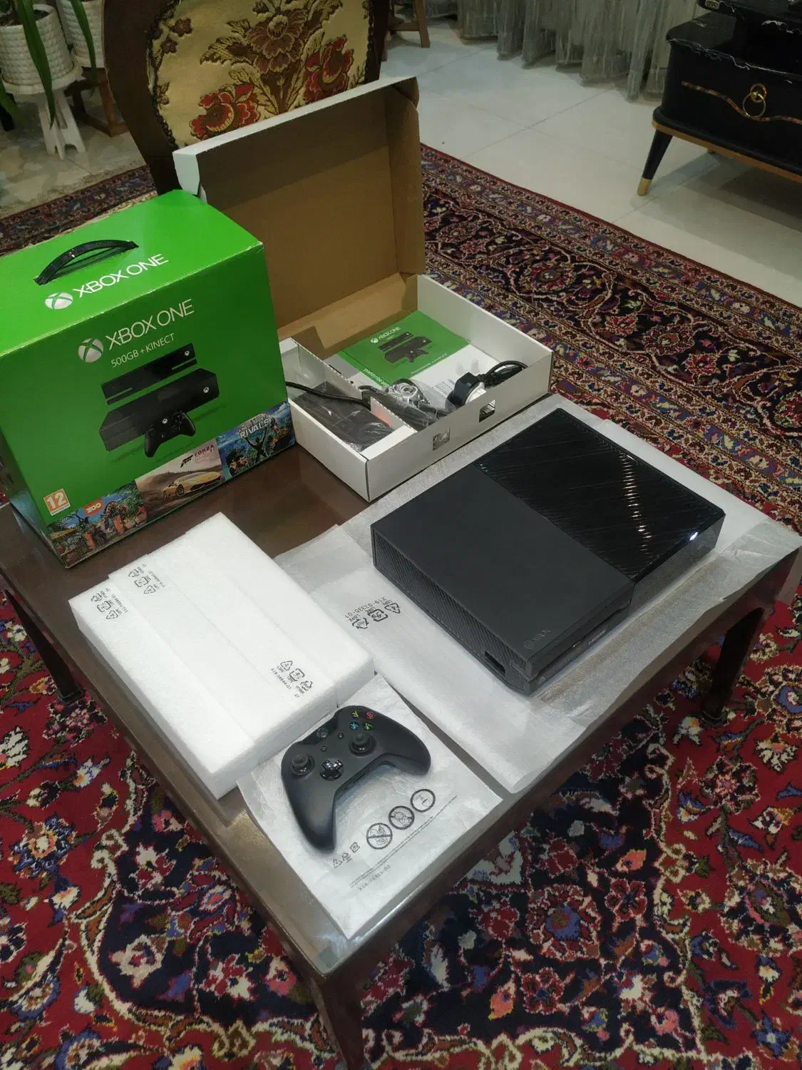 XBOX ONE در حد نو نو|کنسول، بازی ویدئویی و آنلاین|شیراز, فرهنگ شهر|دیوار