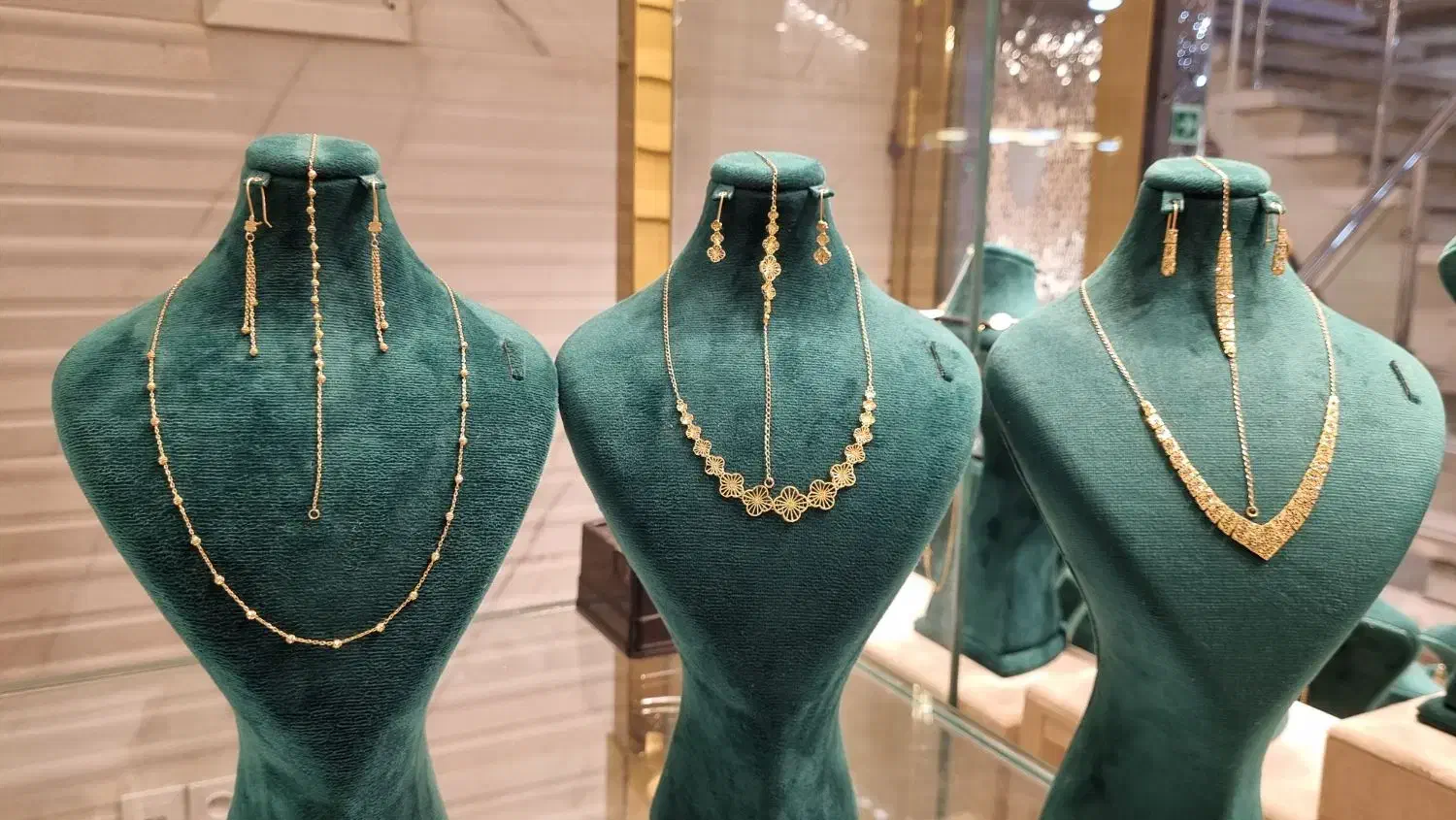 خریدار طلای به بهترین قیمت-مغازه طلافروشی|جواهرات|ری, سرتخت|دیوار