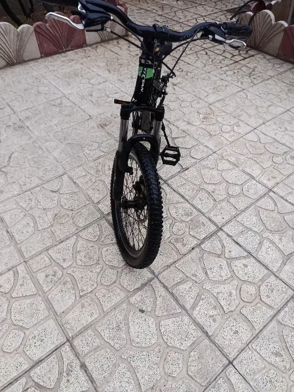 1405|دوچرخه، اسکیت، اسکوتر|دماوند, گیلاوند|دیوار