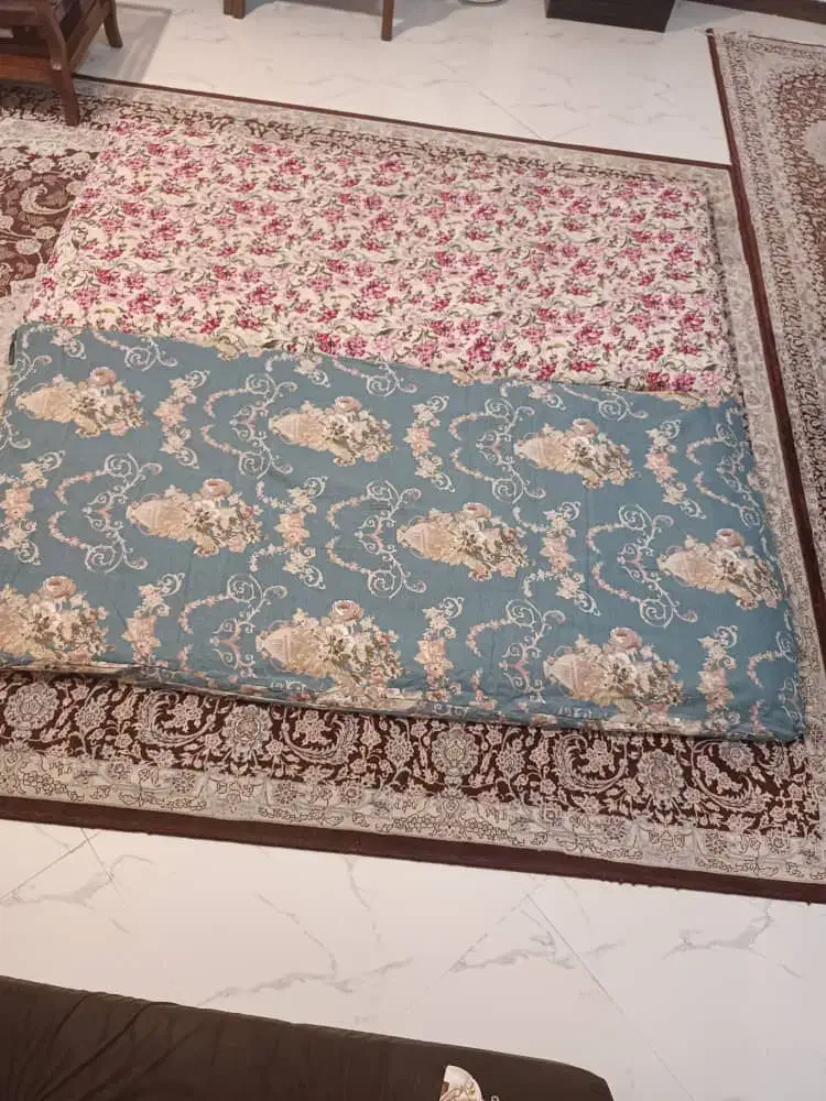 تشک پنبه ای|رختخواب، بالش، پتو|نور, |دیوار