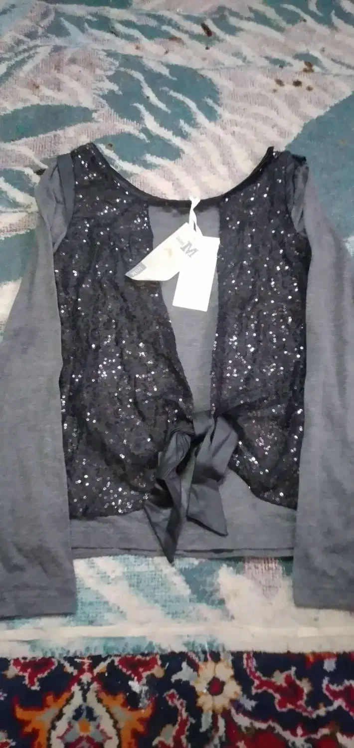 لباس زنانه|لباس|فسا, |دیوار