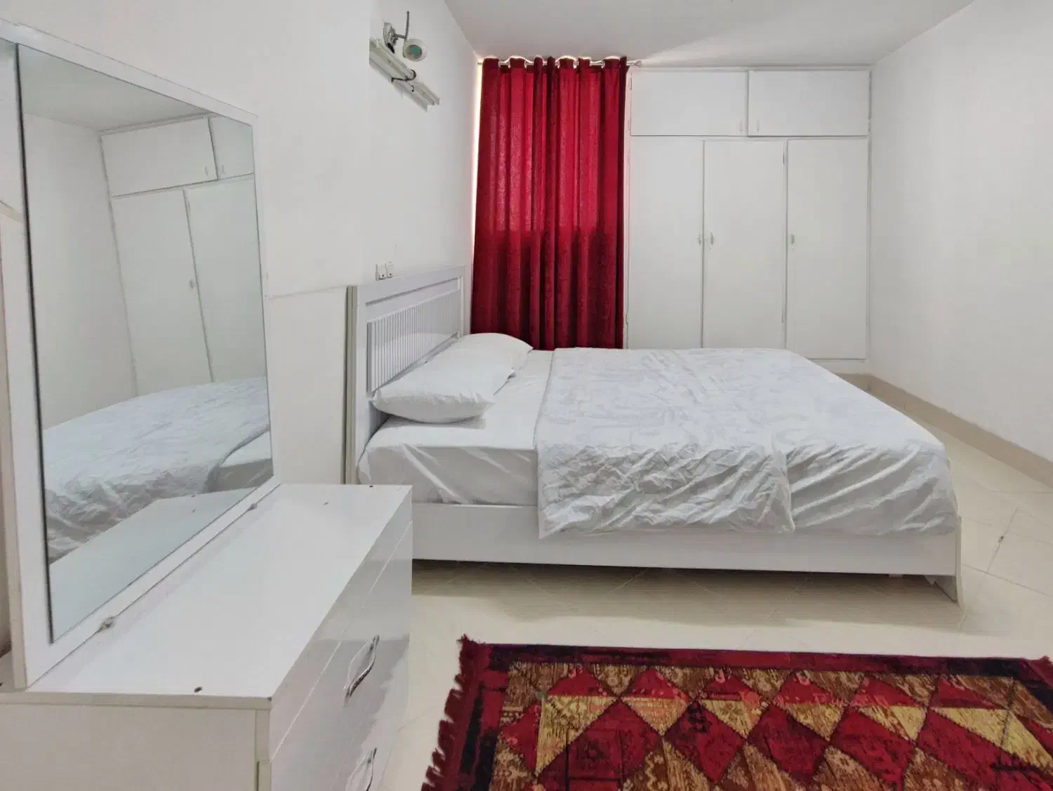 اجاره واحدهای مبله با امکانات|اجارهٔ کوتاهمدت آپارتمان و سوئیت|شیراز, فرهنگ شهر|دیوار