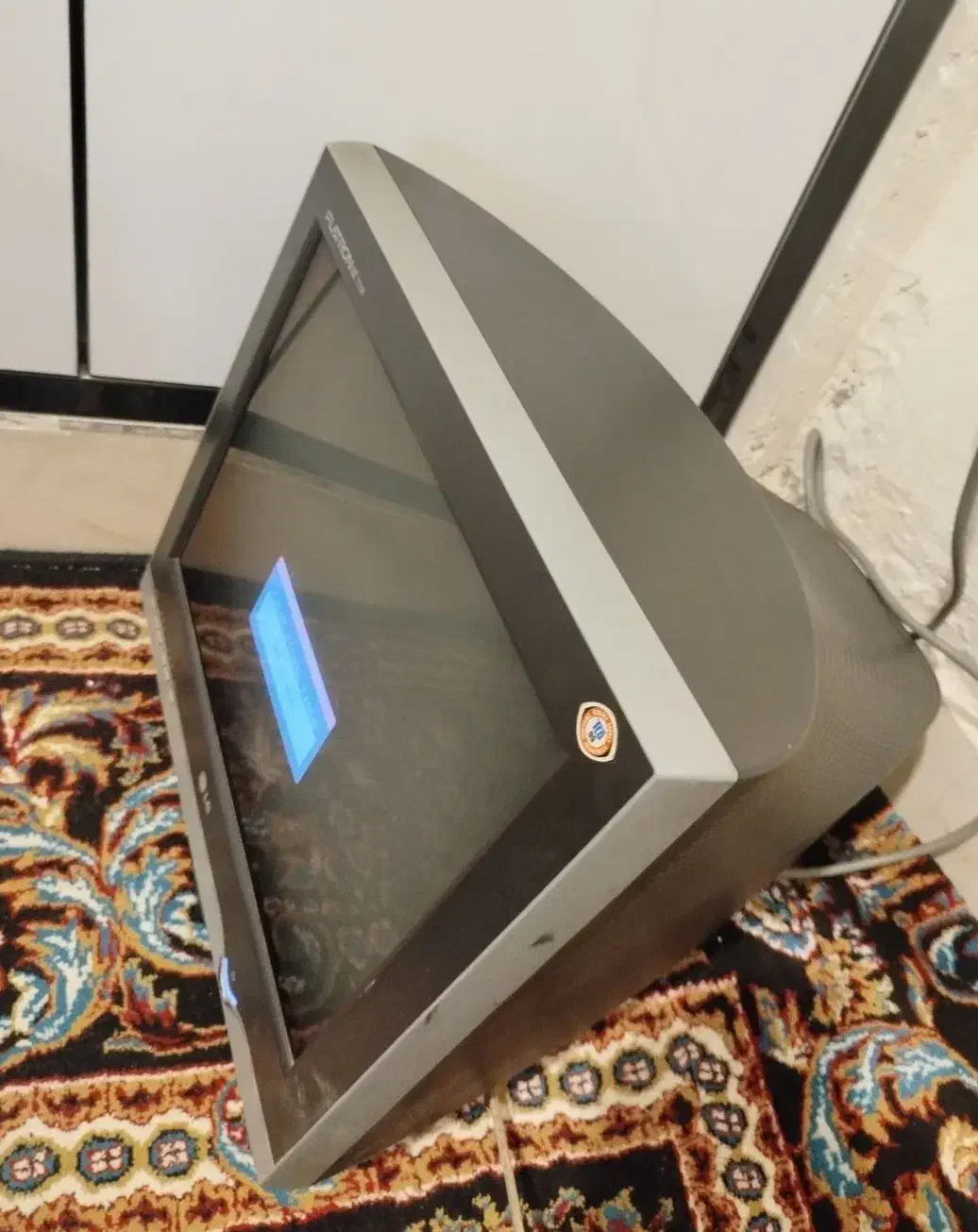 مانیتور کامپیوتر|قطعات و لوازم جانبی رایانه|یاسوج, |دیوار