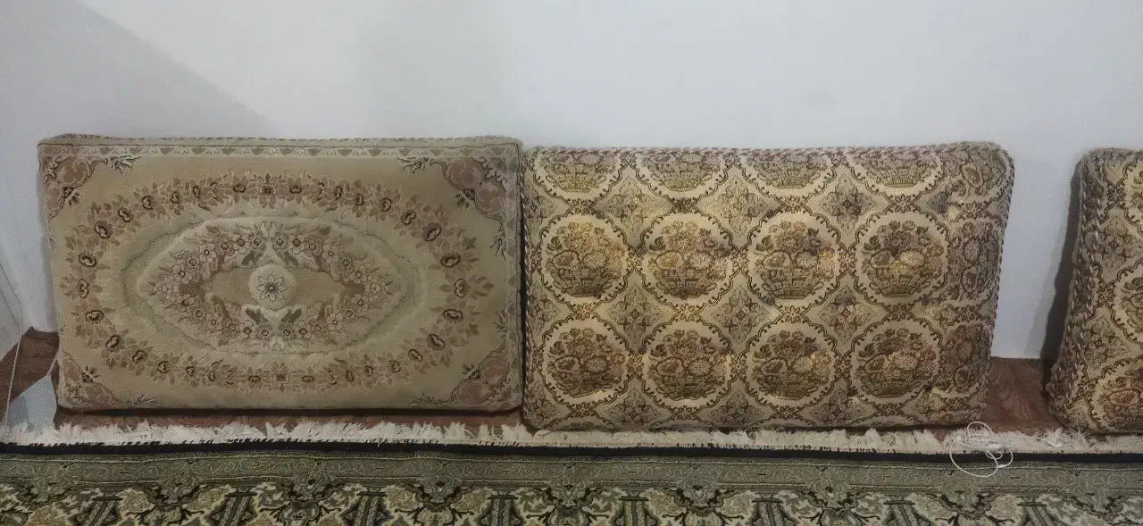 پشتی|پشتی|سنندج, |دیوار