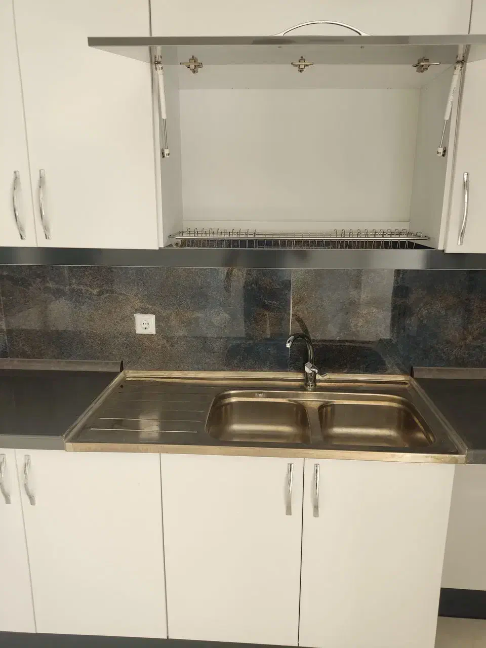 رهن کامل واحدطبقه اول خانه کارگر خ بوستان|اجارهٔ آپارتمان|شاهینشهر, خانه کارگر|دیوار