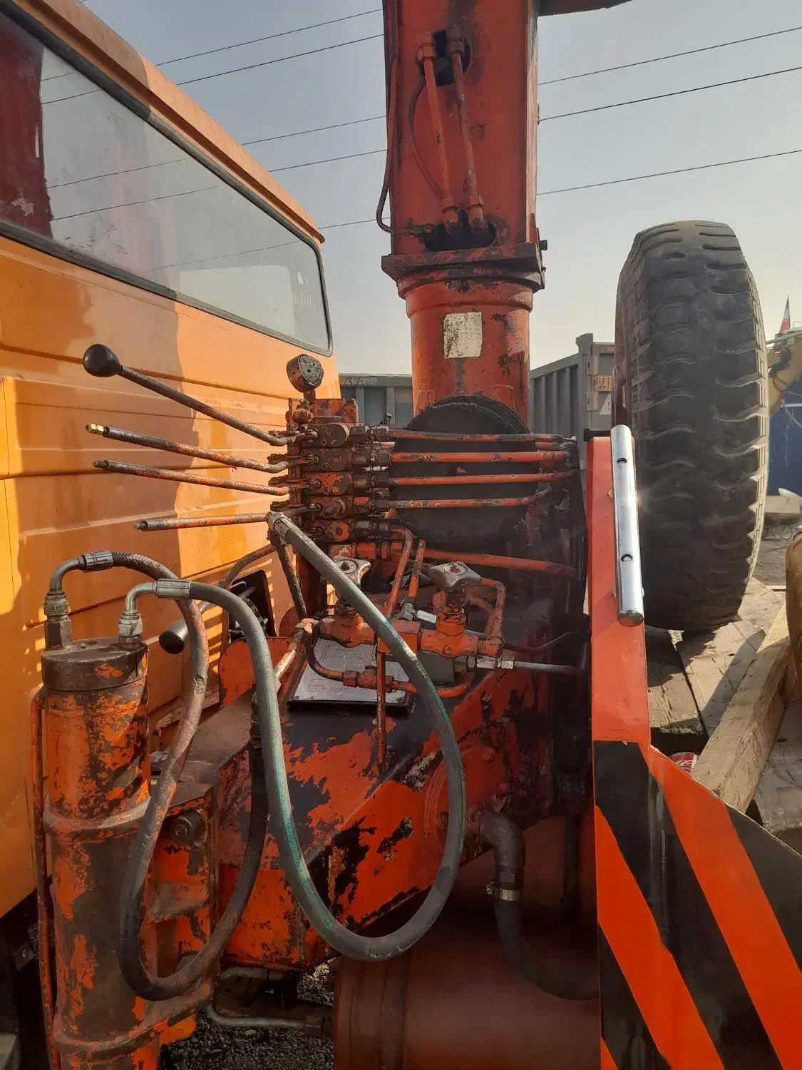 جرثقیل خاور۶۰۸|خودرو سنگین|تهران, اتحاد|دیوار