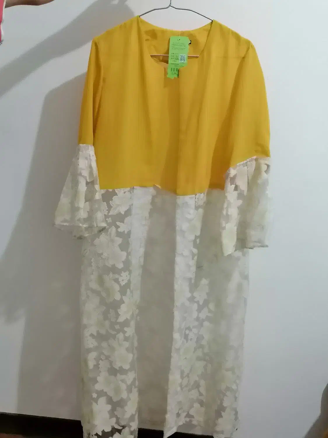 مانتو مجلسی|لباس|فردیس, فردیس|دیوار