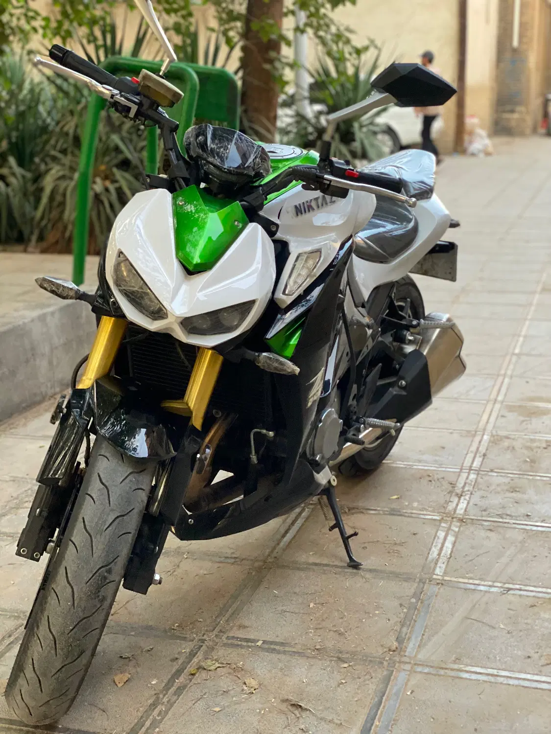 هایپرو طرح z1000نیکتاز|موتورسیکلت|قم, زنبیل آباد|دیوار