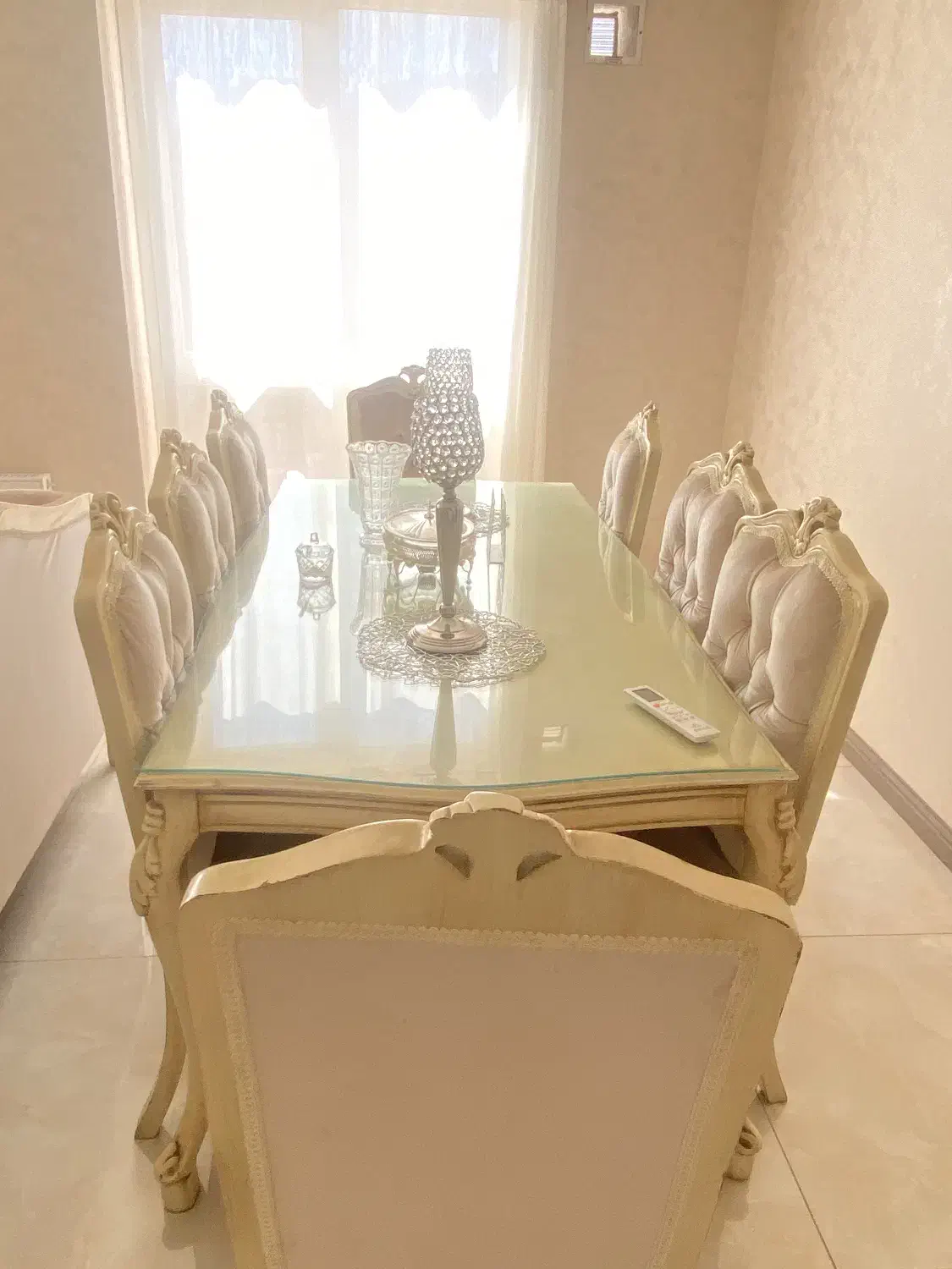 مبلمان کلاسیک فرانسوی و میز ناهاری و میز تلوزیون|مبلمان خانگی و میز عسلی|شیراز, شهرک آرین|دیوار