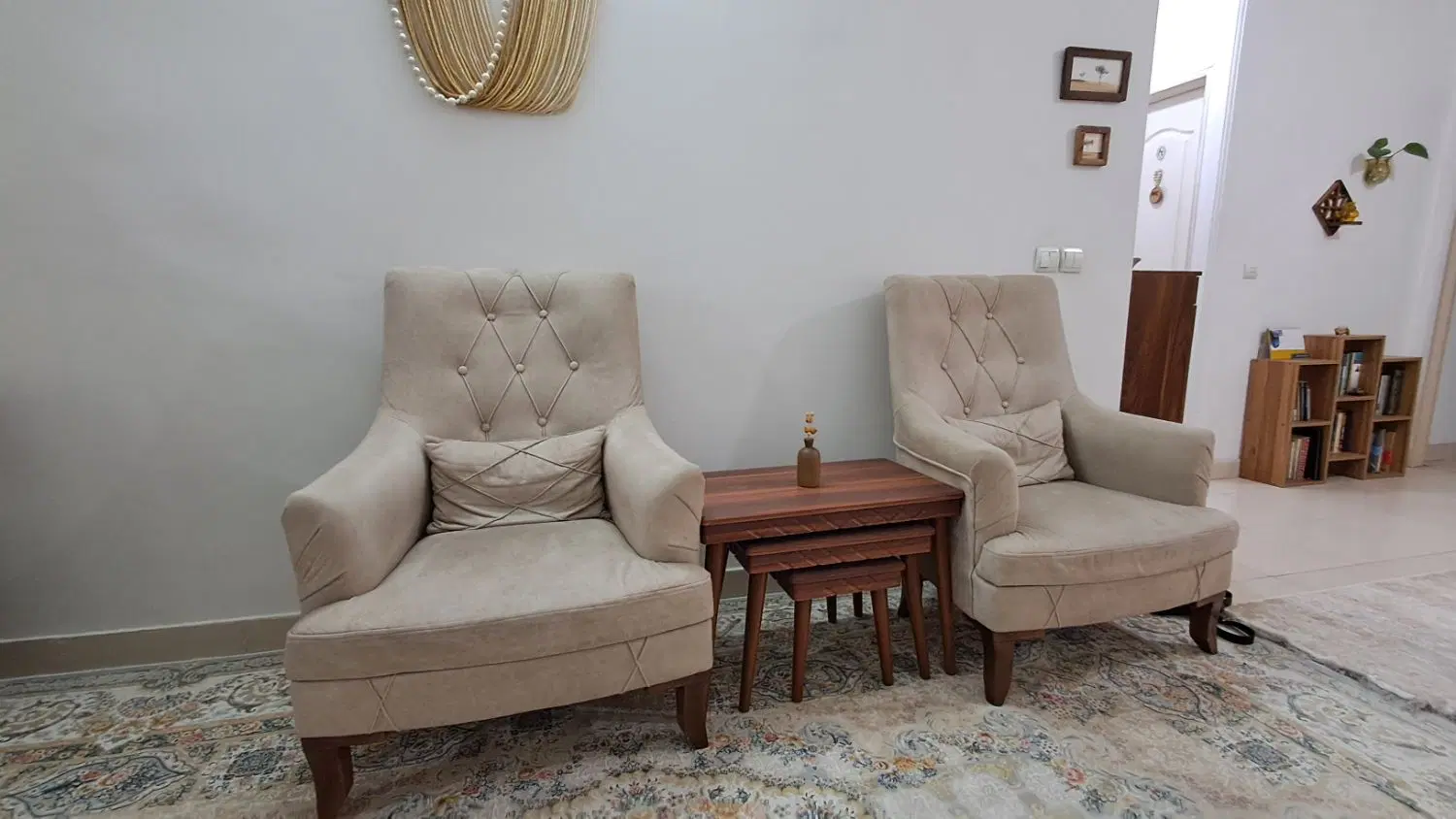 مبل ۷ نفره و میز ناهارخوری جمع و جور ۴ نفره|مبلمان خانگی و میز عسلی|تهران, شهادت|دیوار