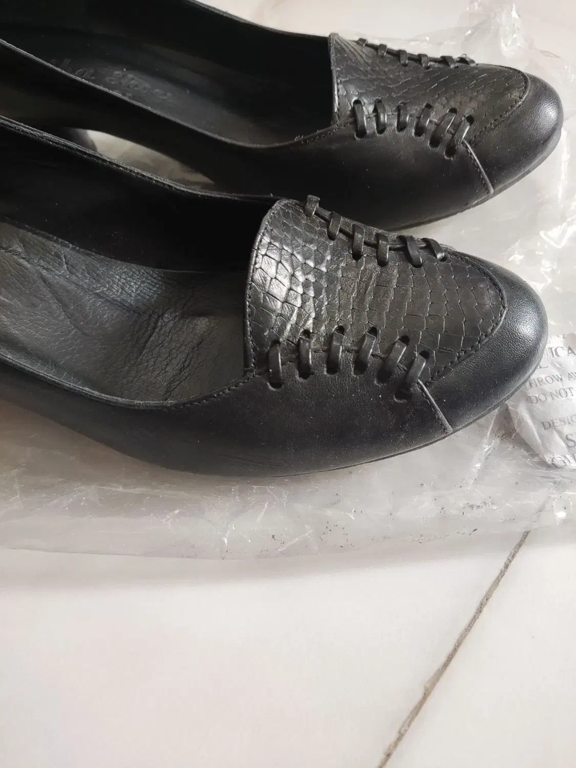 کفش چرم مجلسی در حد نوسایز ۳۷|کیف، کفش، کمربند|کرج, کیانمهر|دیوار