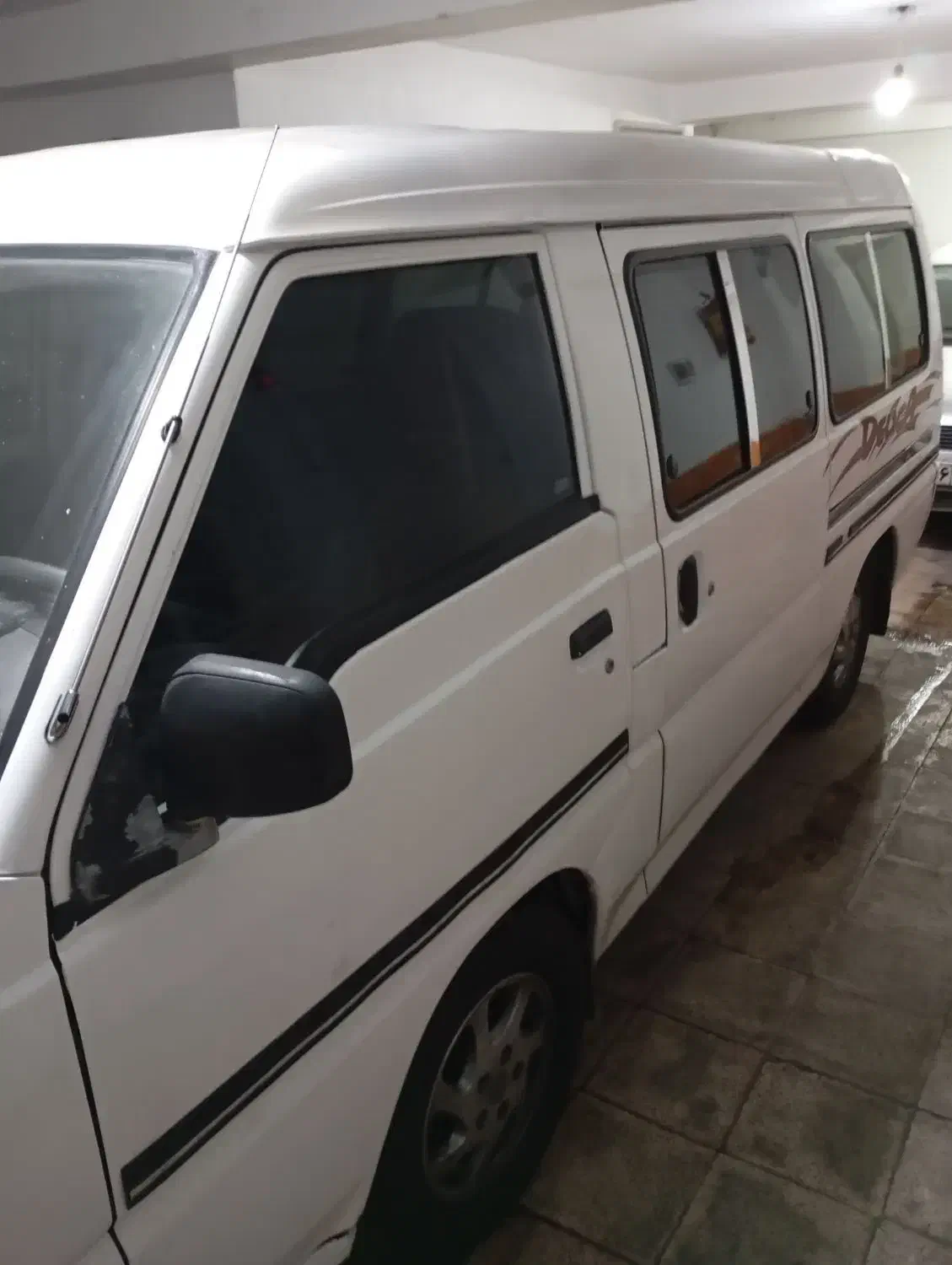 ون دلیکا شخصی ۲۴۰۰ در حد صفر|خودرو سواری و وانت|تبریز, |دیوار