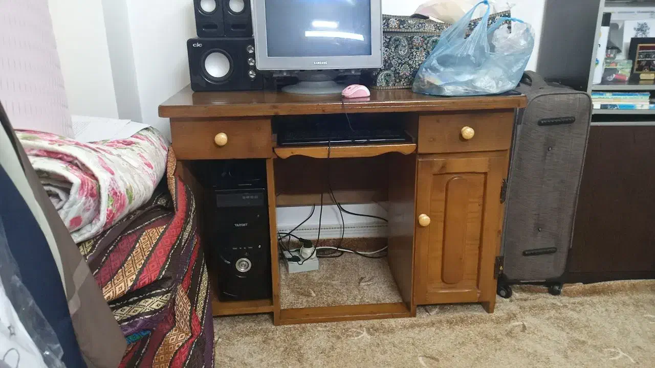 سیستم بهمراه کیس گیمینگ و باندو کیبورد و میز درجه۱|رایانه رومیزی|ساری, |دیوار