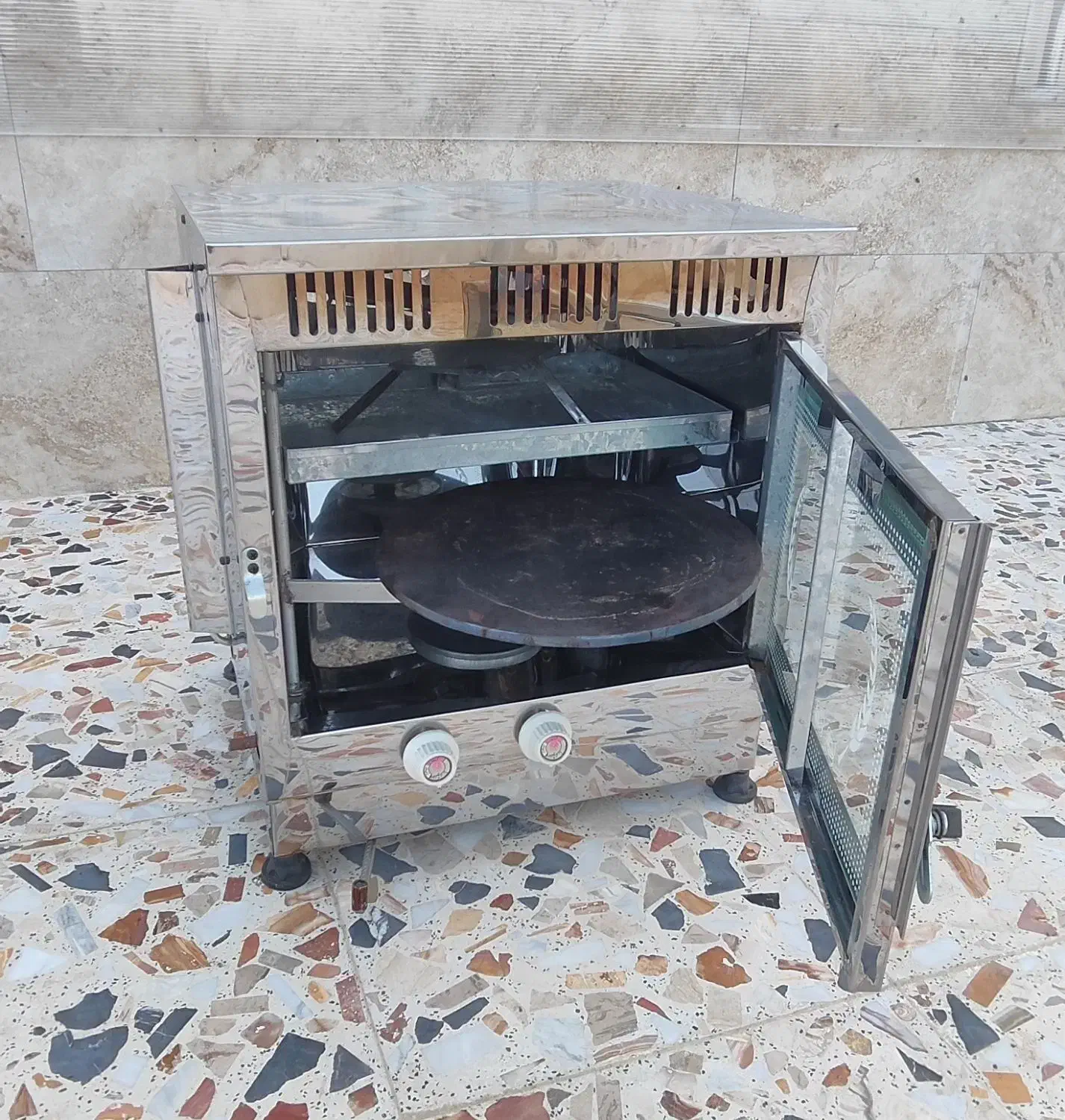 تنور نان|ظروف پخت‌وپز|رضوانشهر, |دیوار