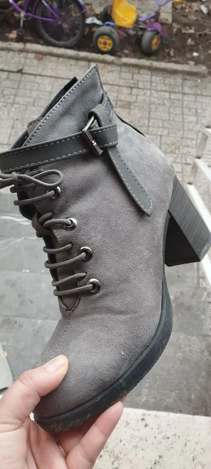 بوت جنس عالی|کیف، کفش، کمربند|مینودشت, |دیوار