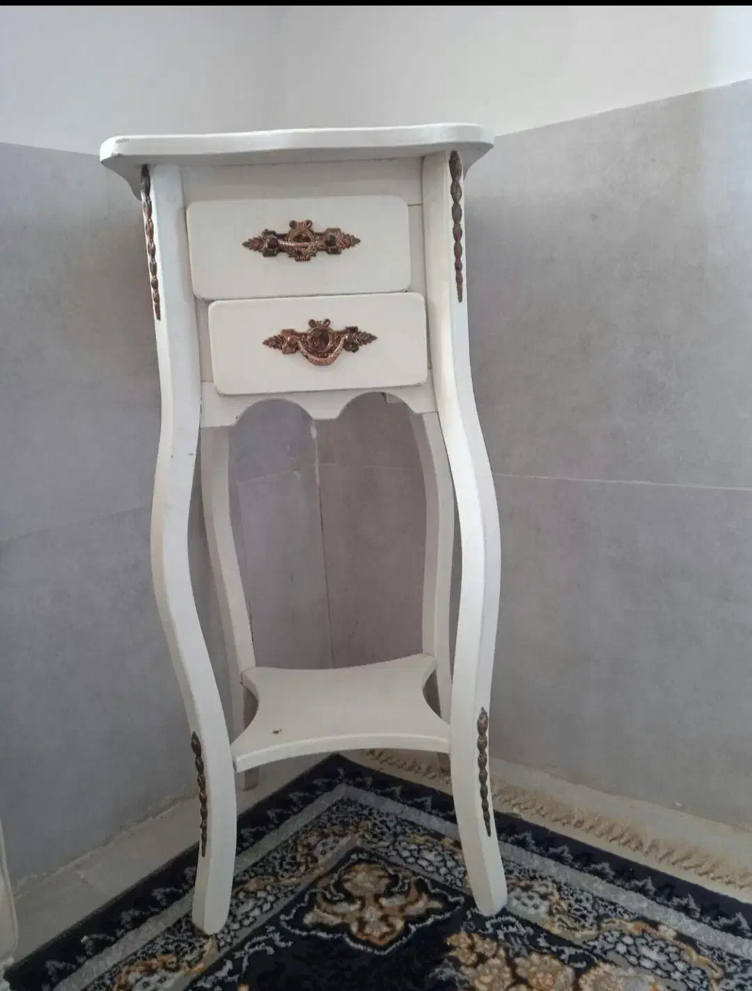 میز تلفن|میز تلفن|باخزر, |دیوار