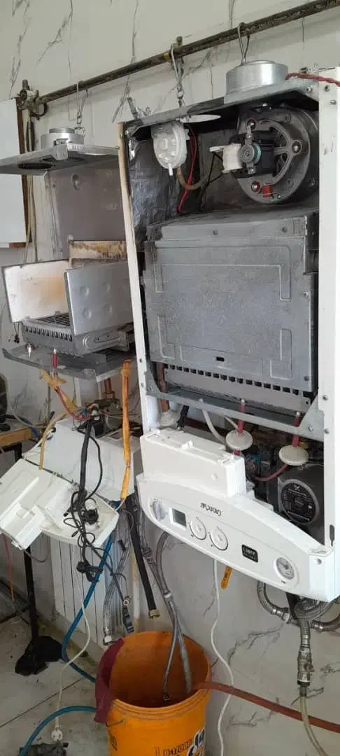 تعمیرات تخصصی و فوری پکیج با نازلترین قیمت|خدمات پیشه و مهارت|شیراز, زرهی|دیوار