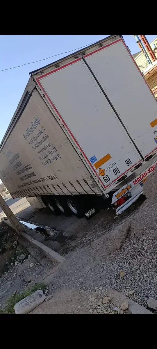 تریلی چادری ۱۳۶۰|خودرو سنگین|سیرجان, |دیوار