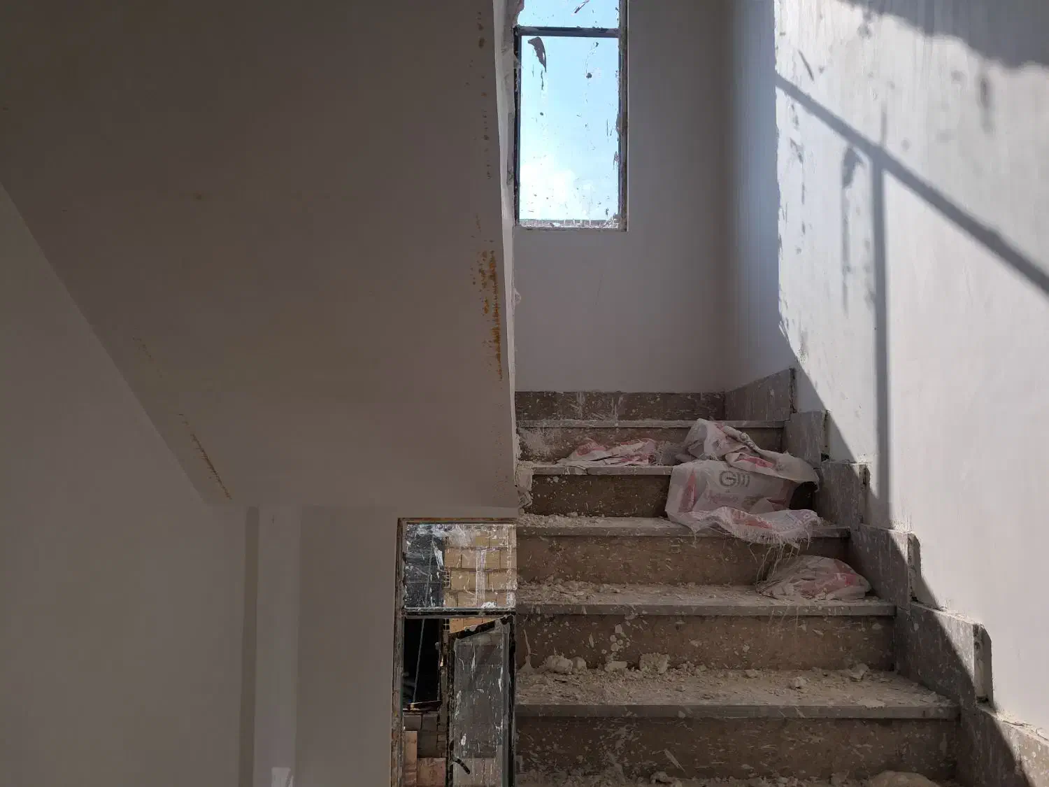 آپارتمان سفتکاری شده ویرانی|فروش آپارتمان|شاندیز, |دیوار