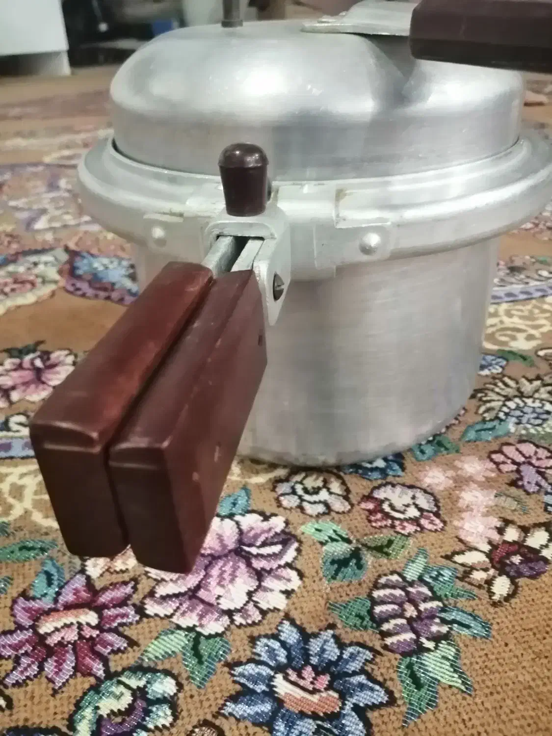 زودپز|ظروف پختوپز|برازجان, |دیوار