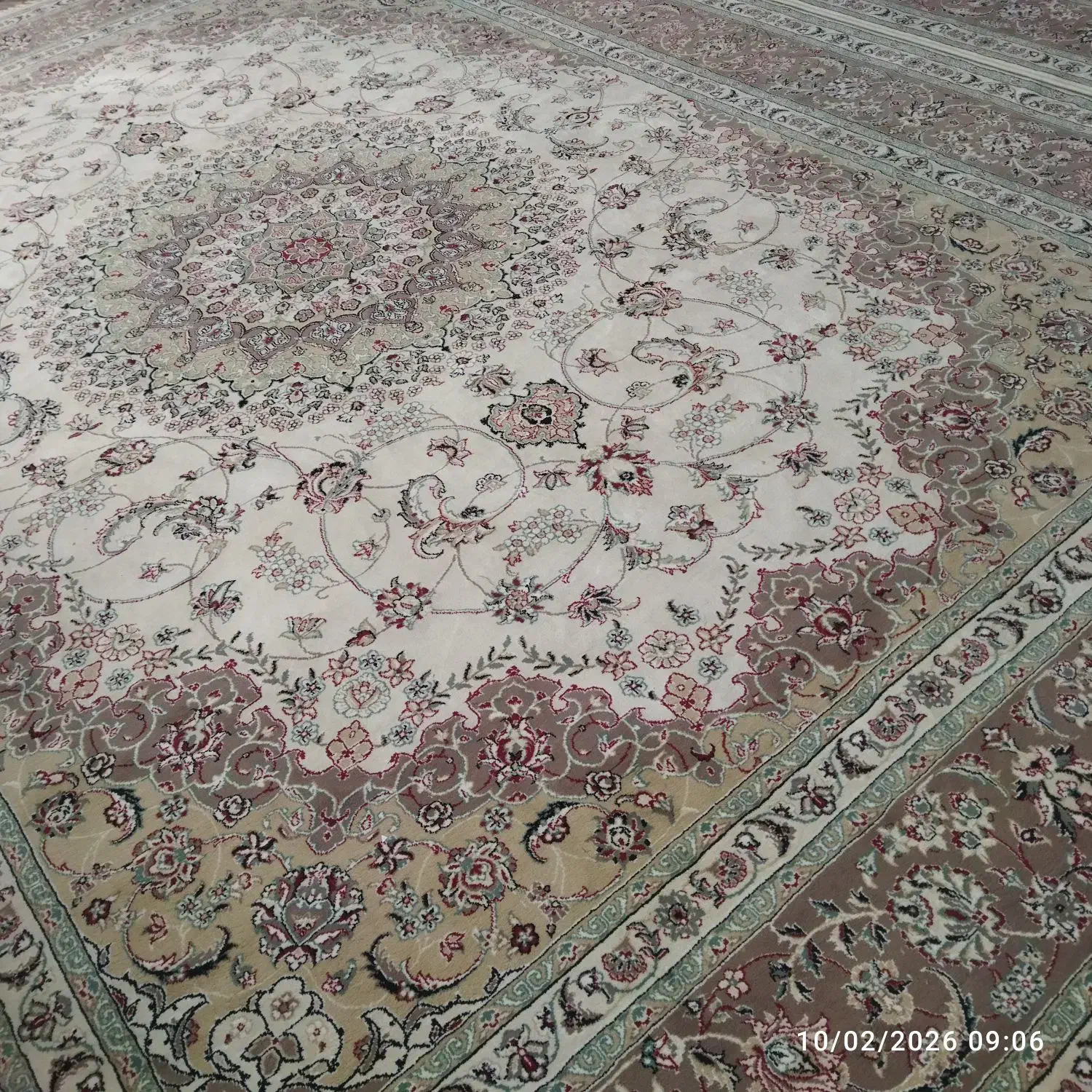 فرش۱۲ متری|فرش|بیرجند, |دیوار