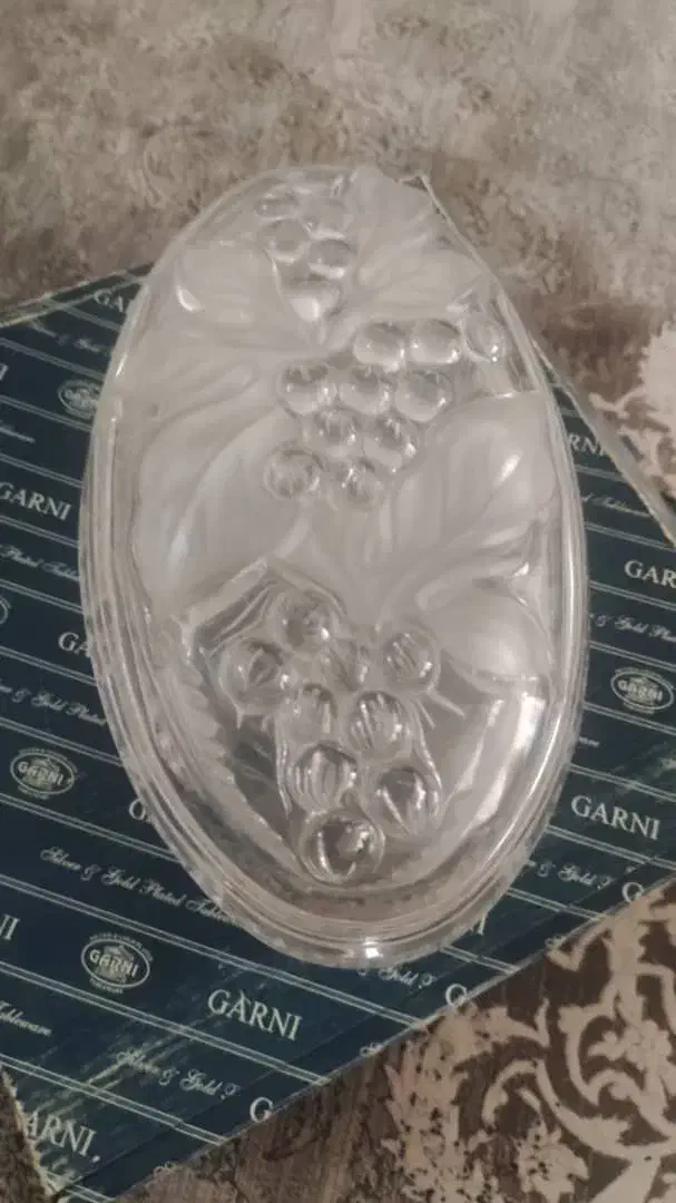 تعدادی ظروف کریستال|ظروف سرو و پذیرایی|گرمدره, |دیوار