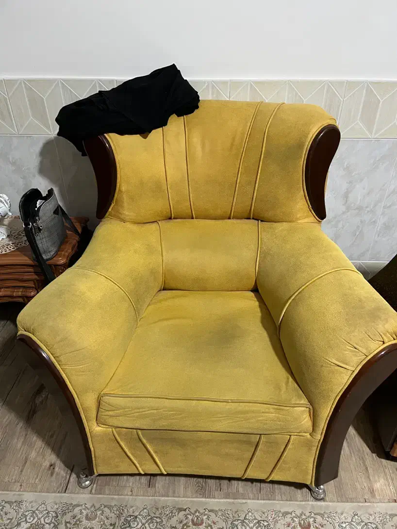 فروش مبل به قیمت مناسب|مبلمان خانگی و میز عسلی|سبزوار, امیر کبیر|دیوار