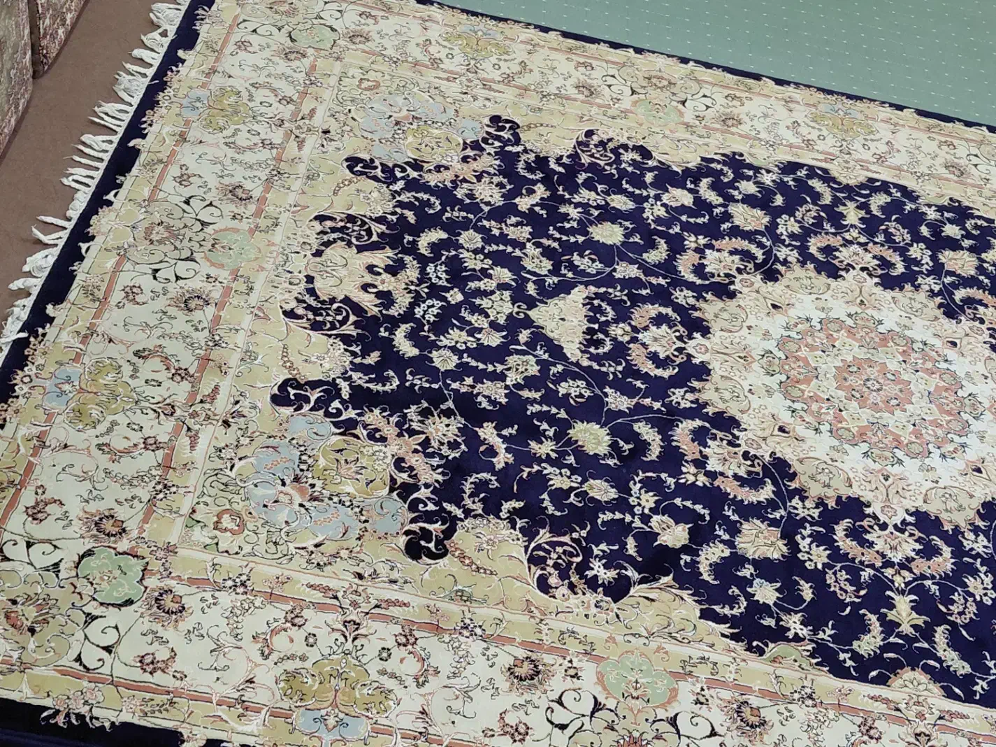 دوتا فرش ۹ متری|فرش|رباطکریم, رباطکریم|دیوار