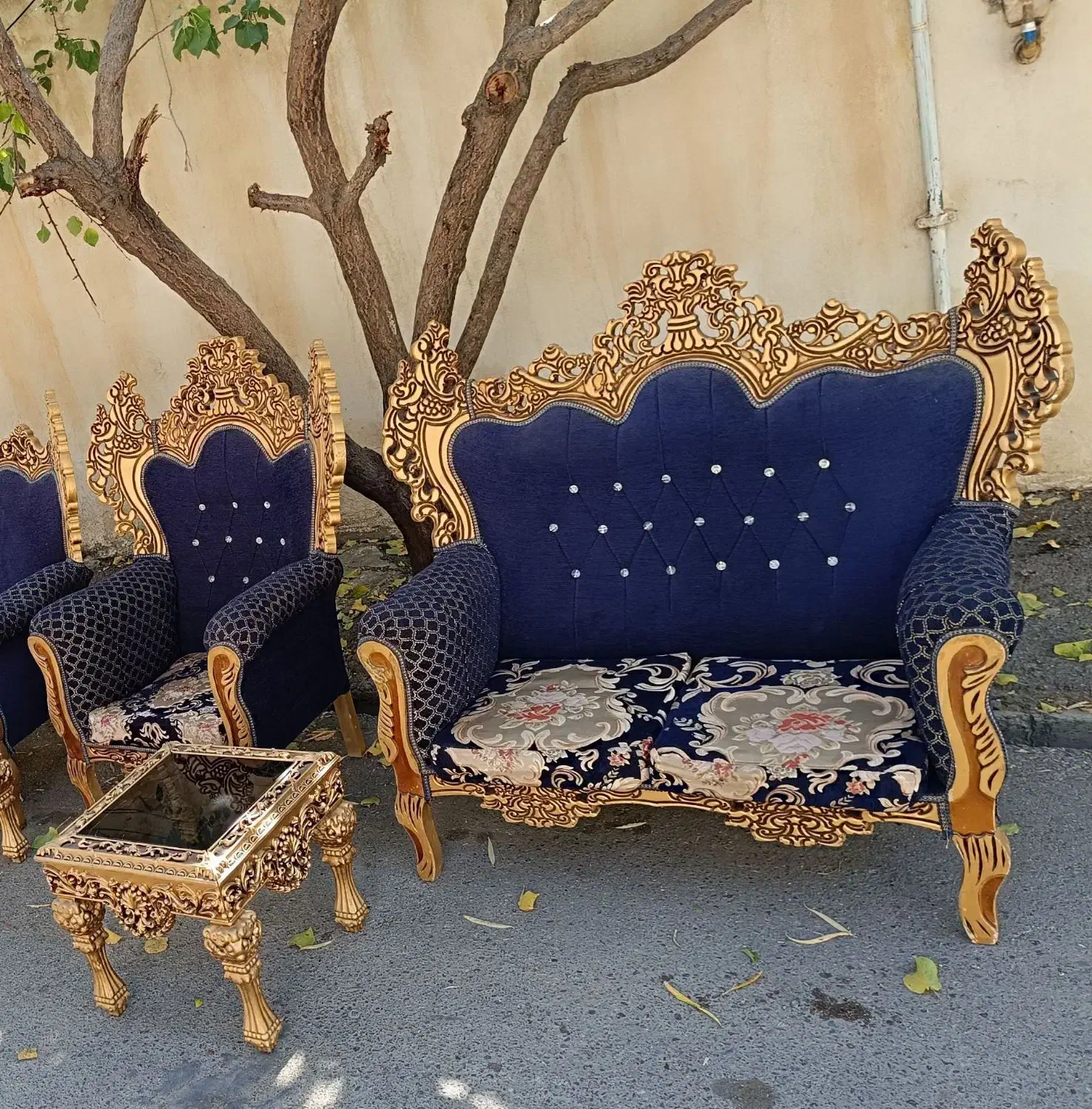 مبلمان سلطننتی هفت نفره|مبلمان خانگی و میز عسلی|خوی, |دیوار