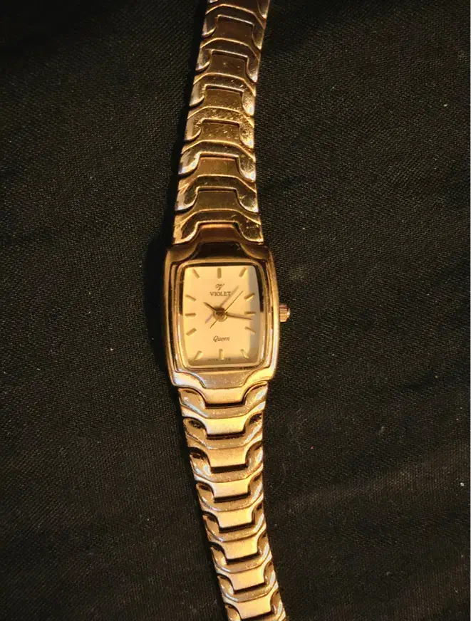 ساعت ویولت اصل طلایی|ساعت|رشت, فلسطین|دیوار