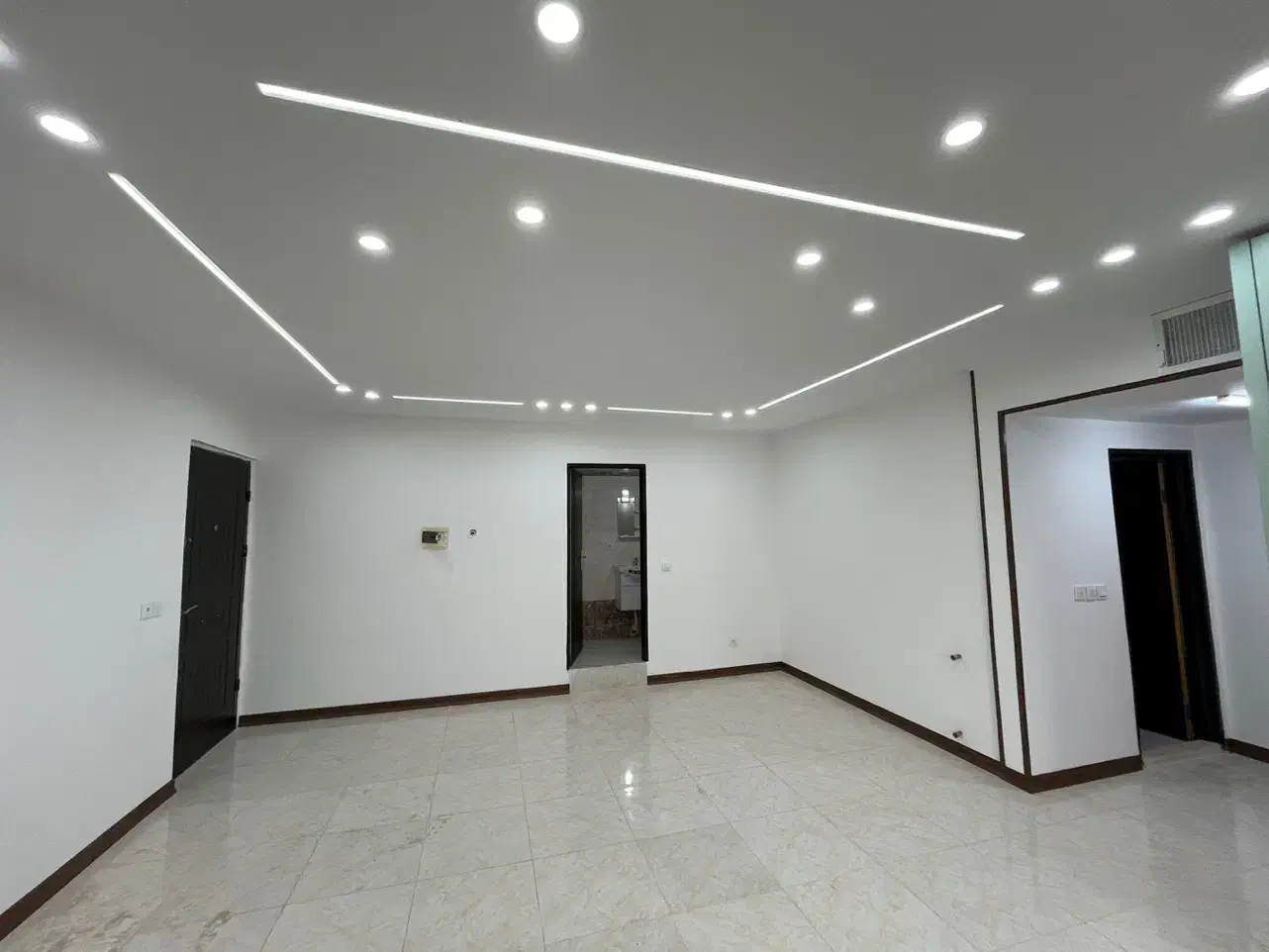 آپارتمان لوکس واحد بزرگ+شهر جدید|فروش آپارتمان|هشتگرد, فاز ۷ مهستان|دیوار