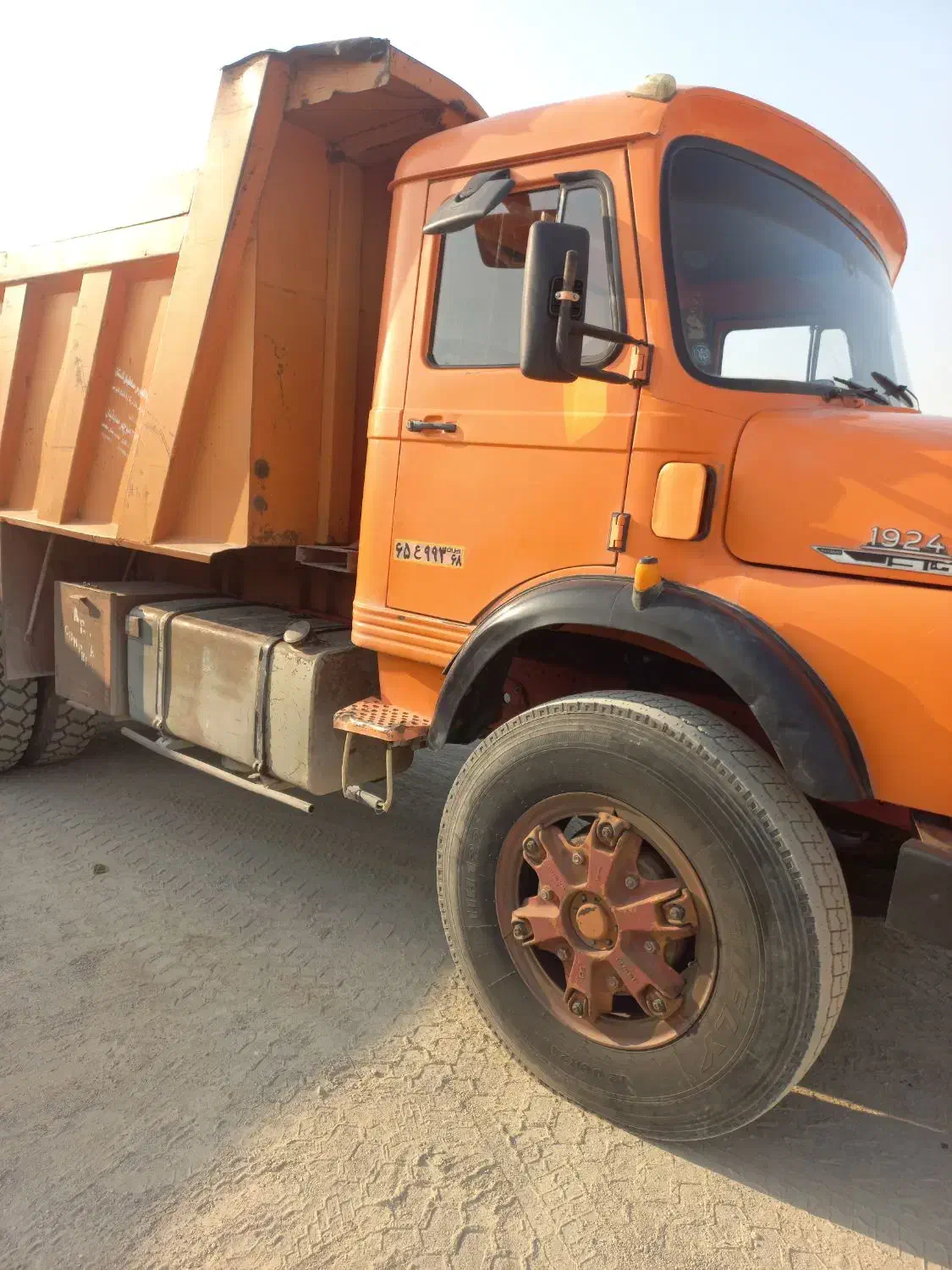 کامیون بنر کمپرسی 1924 مدل 87|خودرو سنگین|چهارباغ, |دیوار