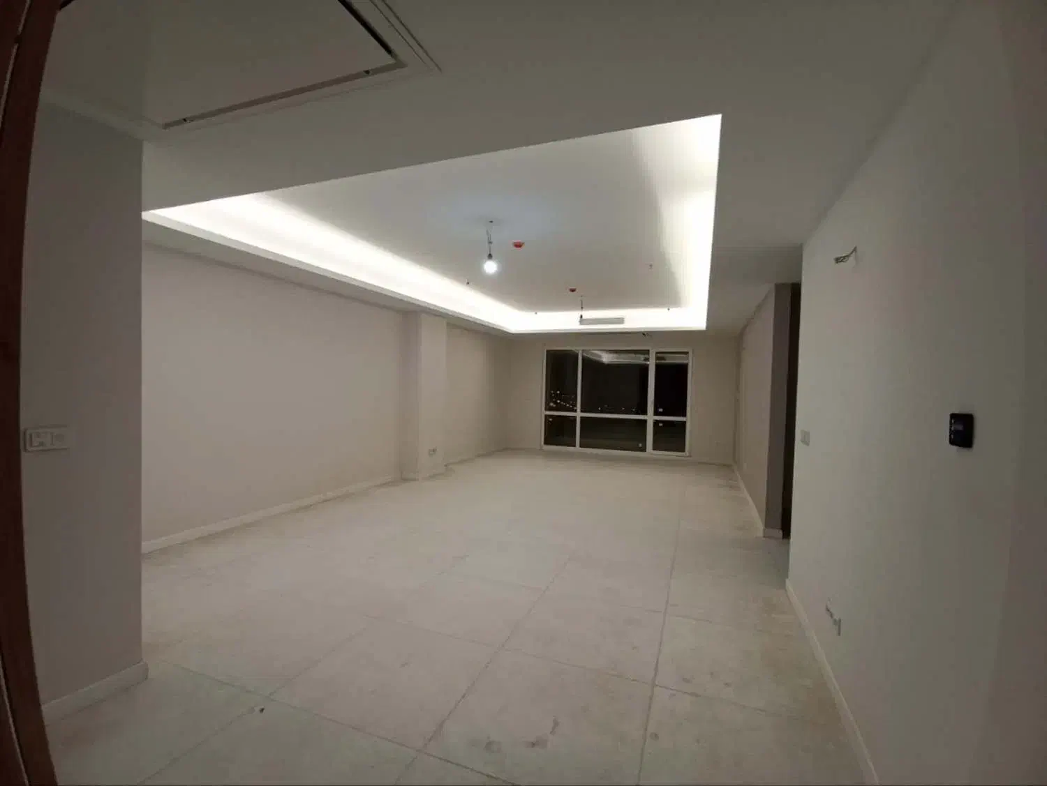 ۱۵۵ متری، کلید نخورده، شیک