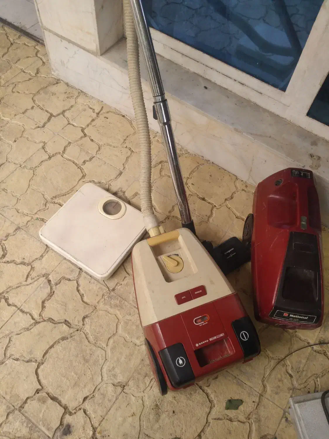 جاروبرقی سالم و سلامت با مکش بسیار زیاد|جاروبرقی، جارو شارژی، بخارشو|بومهن, |دیوار