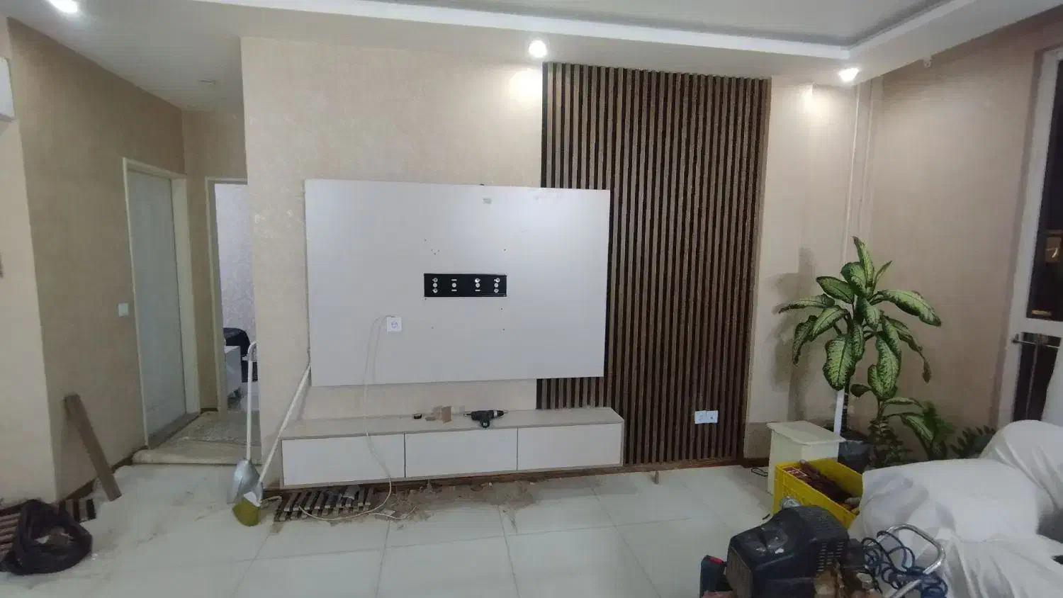 تی وی وال|میز تلویزیون|مشهد, شفا|دیوار