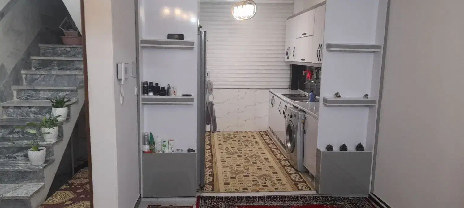 فروش خانه مسکونی تجاری در سه طبقه|فروش آپارتمان|کنگاور, |دیوار