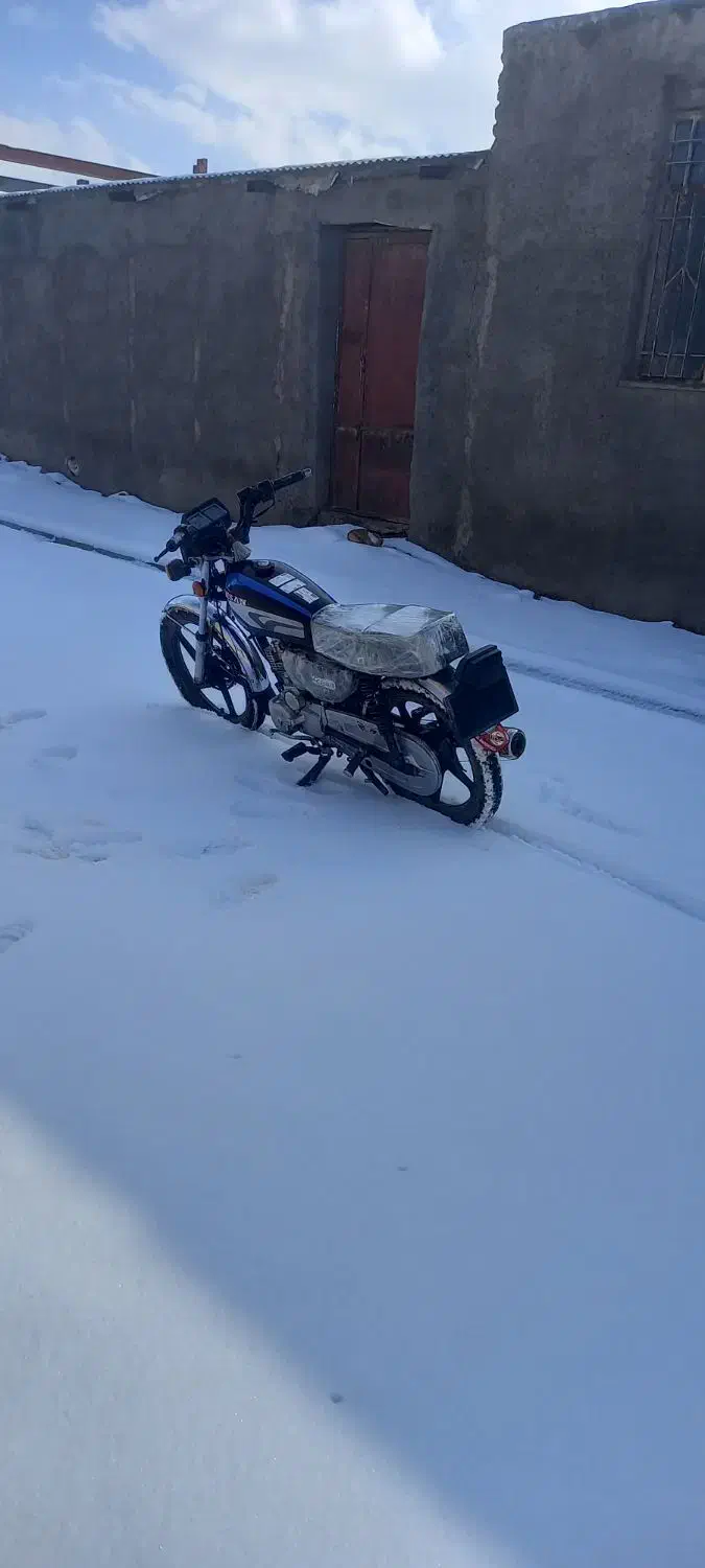 موتور|موتورسیکلت|الیگودرز, |دیوار