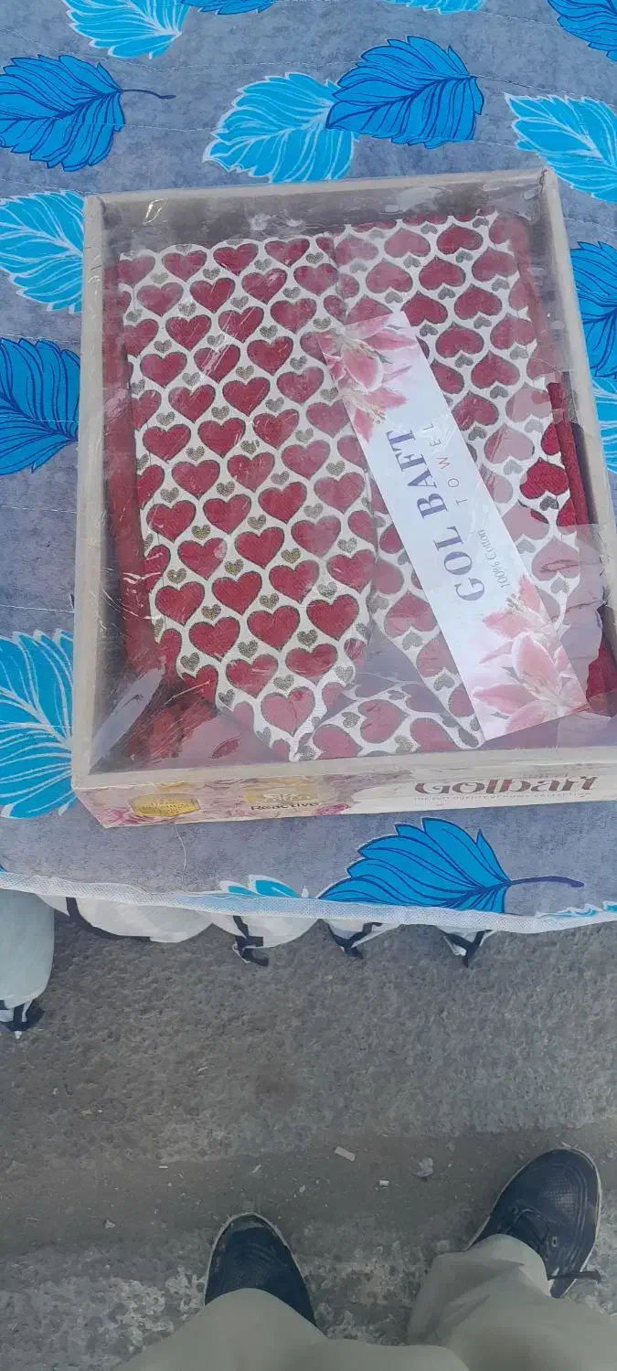 تشک و پتو مسافرتی دور گردن حمله حمام|رختخواب، بالش، پتو|مریوان, |دیوار